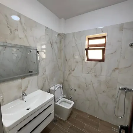 Cosy Appartamento Pogradec